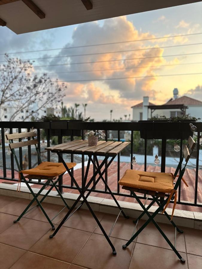 Arya Seaview Apartment In The Heart Of Coral Bay (Adults Only) Екстериор снимка