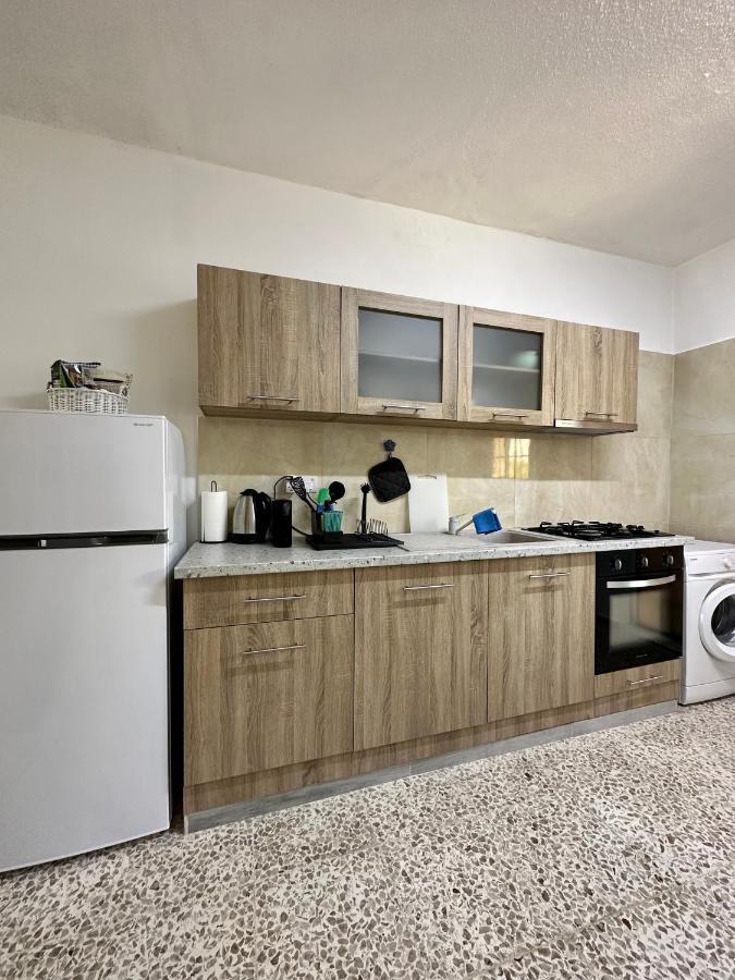Arya Seaview Apartment In The Heart Of Coral Bay (Adults Only) Екстериор снимка